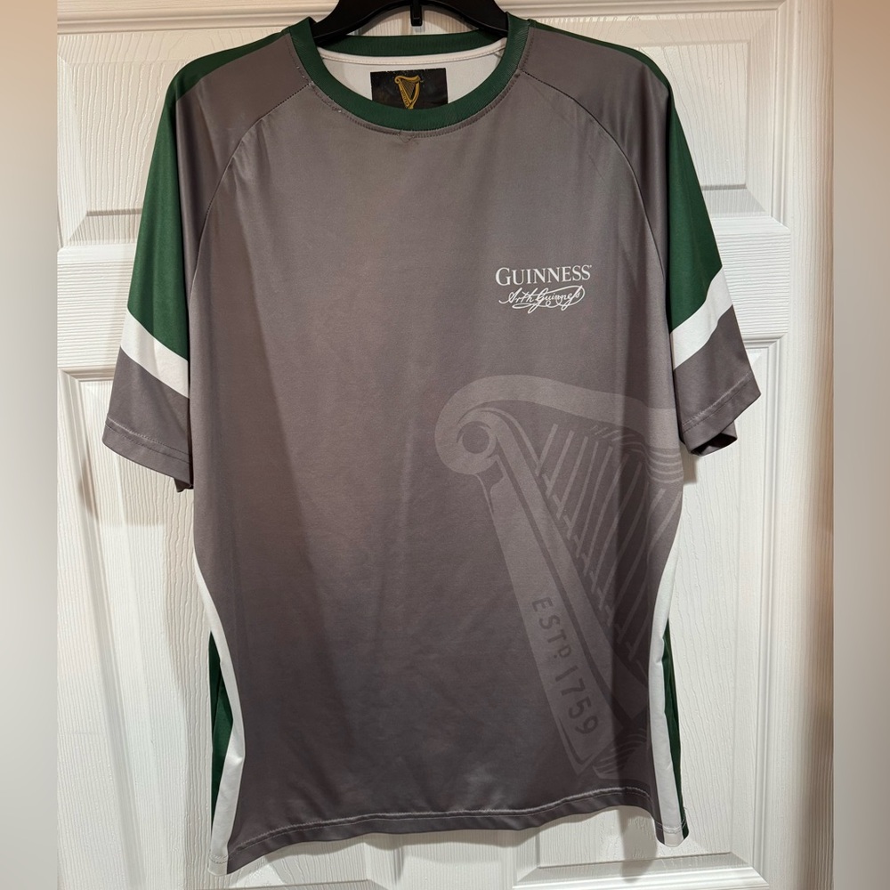 Arthur Guinness Gray & Green Men's Jersey Shirt Medium Harp logo & signature
